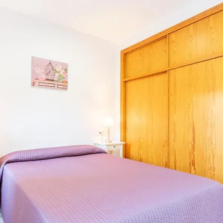 Apartment Buraux , Con Vistas Al Mar & Parking En El Corazon Del Casco Viejo De *