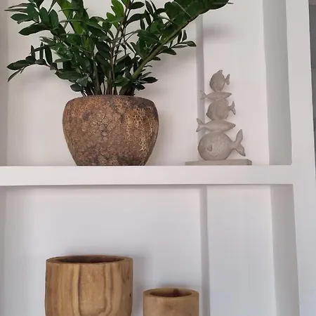 Center Apartment *