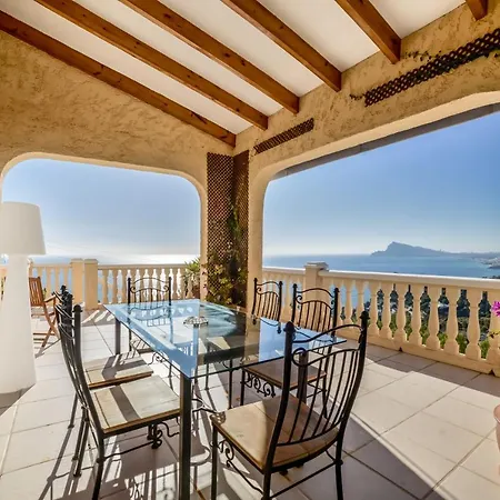 Altavista With Sea View In Hills