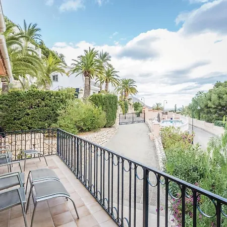 Amazing In With Outdoor Swimming Pool *