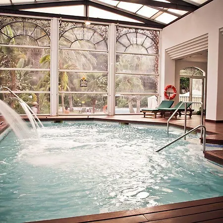 Pierre And Vacances Hills Hotel