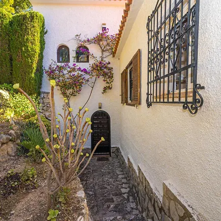 Villa Belvilla By Oyo Nuestra Montana *