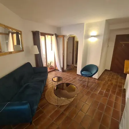 Apartment En Lujoso Puerto Deportivo *