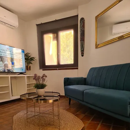 Apartment En Lujoso Puerto Deportivo