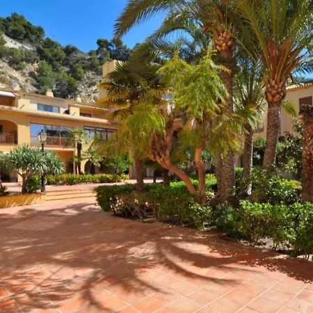 Apartment En Lujoso Puerto Deportivo *
