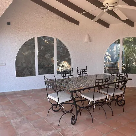 Blanca Villa Altea