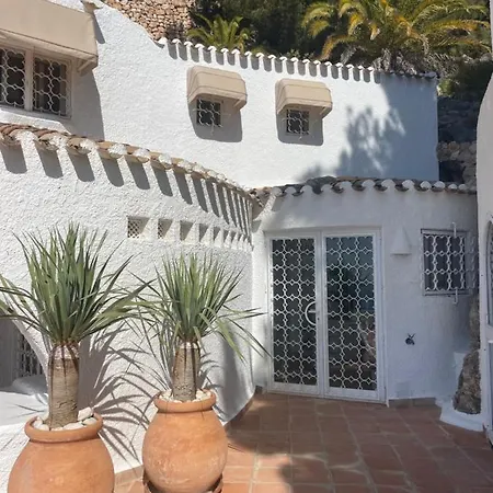 Villa Blanca