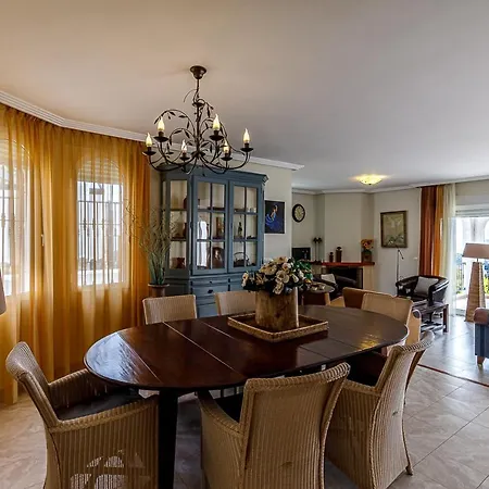 Villa Buena Vista *