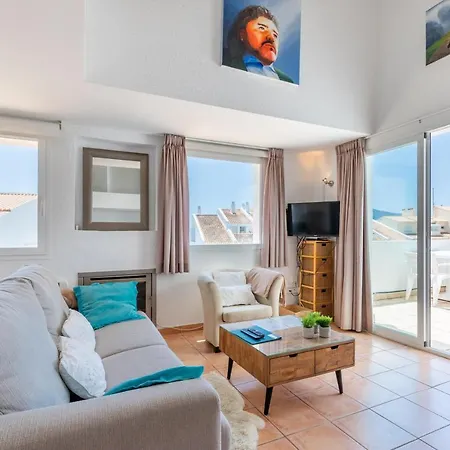 Penthouse Center Apartment
