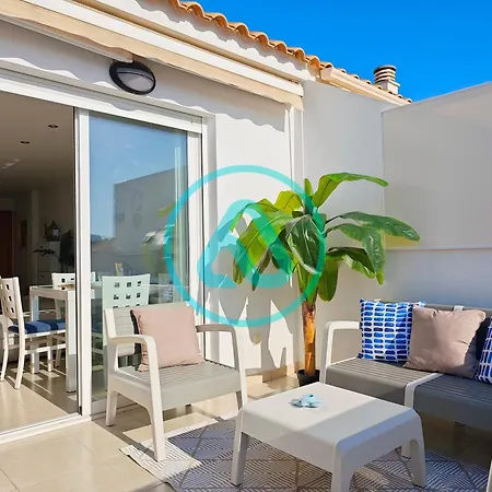 Atico Con Terraza Soleada En