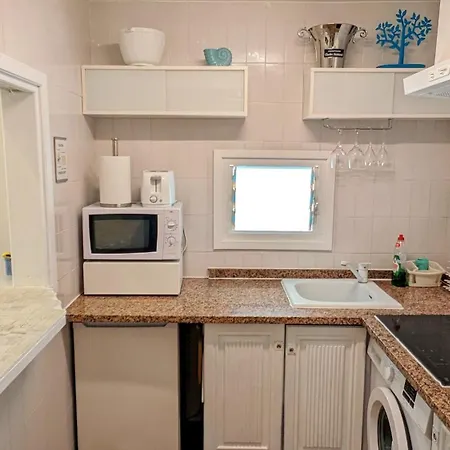50 M To Comfie And Functional Apartment *