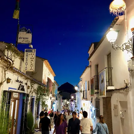 Buraux , Con Vistas Al Mar & Parking En El Corazon Del Casco Viejo De * Altea