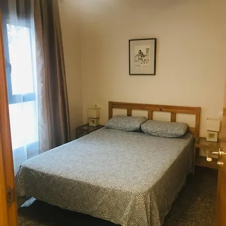 50 Meters To Beach! Ac - Wifi -near Center Apartamento