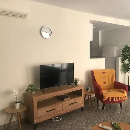 50 Meters To Beach! Ac - Wifi -near Center Apartamento