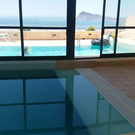 Atico Soleado Con Terraza, Jacuzzi Privado Y Vistas Al Mar *