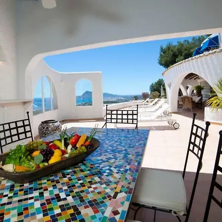Villa Blanca