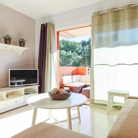 Apartment Amazing In With 2 Bedrooms, Wifi And Outdoor Swimming Pool *