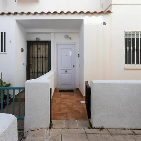 Сasa de vacaciones Junto Al Casco Antiguo, Piscina Y Barbacoa *