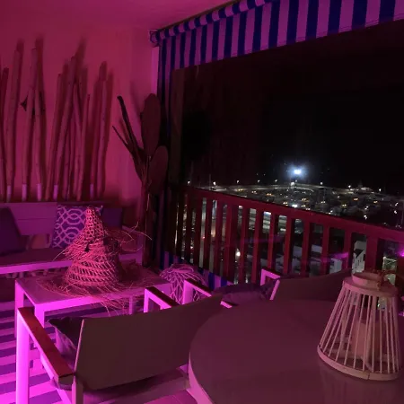Apartment Bahia Beach - Frontaal Zee- En Jachthaven Zicht!!! *