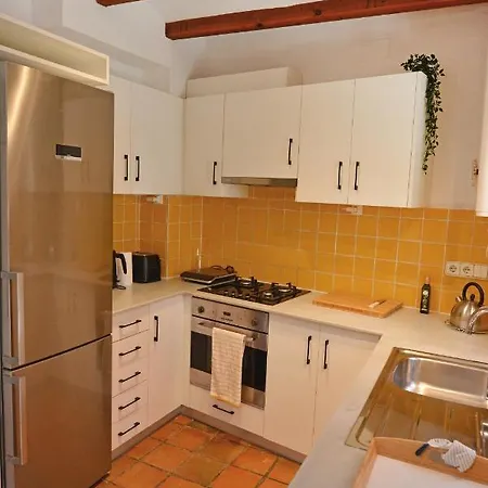 Casa En Bellaguarda By Nras