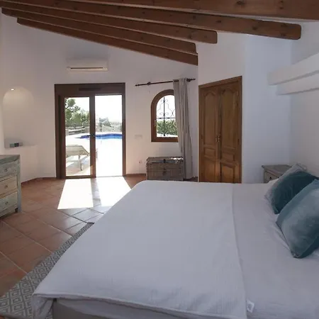 Lola * Altea