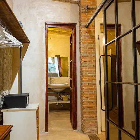 Blue Sardine Boutique (adults Only) Guest house