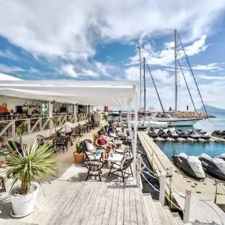 Holiday home Fantastico Loft Entre Montanas, Con Piscina Comunitaria