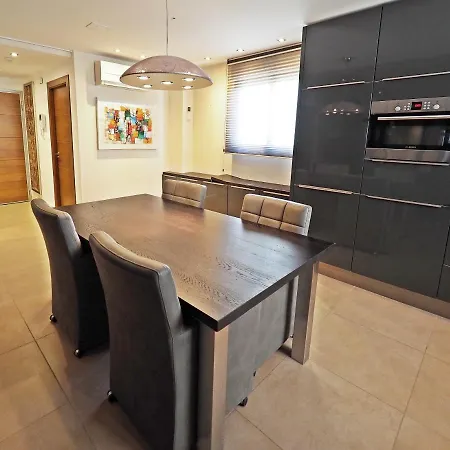 Apartment Luxe Aan De Jachthaven Met Frontaal Zeezicht
