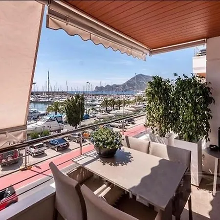 Apartment Luxe Aan De Jachthaven Met Frontaal Zeezicht Altea
