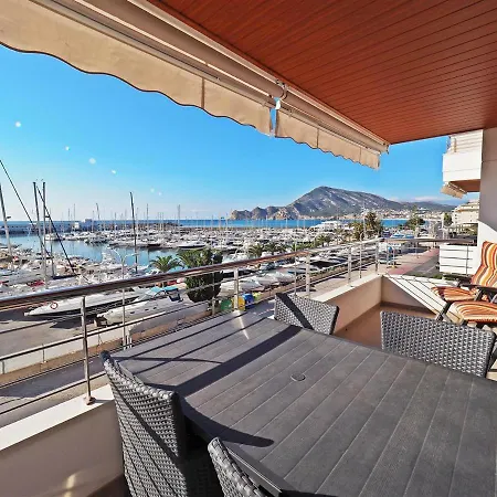 Luxe Aan De Jachthaven Met Frontaal Zeezicht Altea
