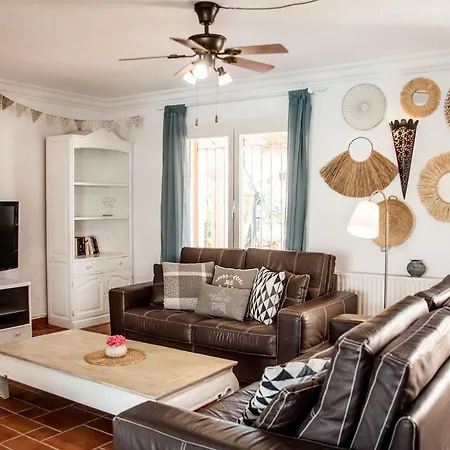 Las Palmeras With Private Pool And Garden *