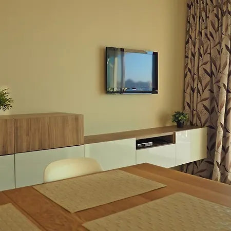 Apartment Aan De Jachthaven, Vakantieappartementen Met Frontaal Zeezicht Altea