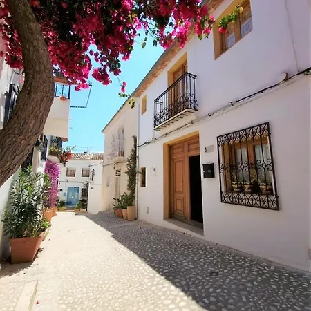 Casa En Bellaguarda By Nras
