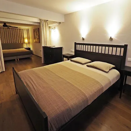 Aan De Jachthaven, Vakantieappartementen Met Frontaal Zeezicht