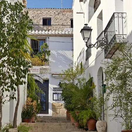 Aan De Jachthaven, Vakantieappartementen Met Frontaal Zeezicht * Altea
