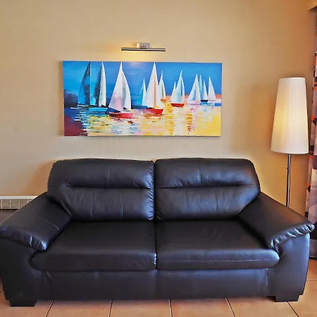 Aan De Jachthaven, Vakantieappartementen Met Frontaal Zeezicht