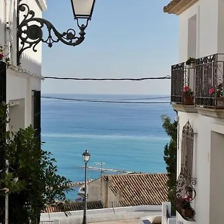 Aan De Jachthaven, Vakantieappartementen Met Frontaal Zeezicht Altea