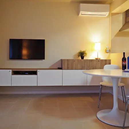 Apartment Aan De Jachthaven, Vakantieappartementen Met Frontaal Zeezicht Altea