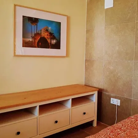 Steps From Beach!! - Pool - Ac Apartment