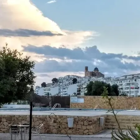 Steps From Beach!! - Pool - Ac Altea