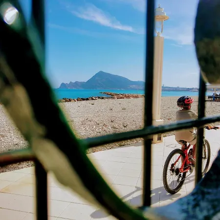 Steps From Beach!! - Pool - Ac Altea