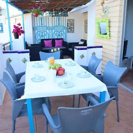 La Terraza De *