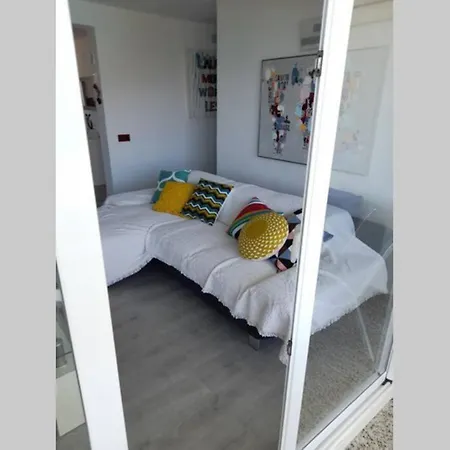 Apartamento Enfrente Del Mar Apartment *