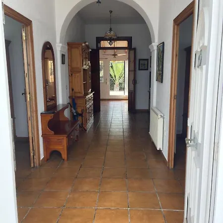 Una Planta En Villa Angelita Con Vista Al Mar Para Seis Personas Tres Dormitorios Dos Banos Terraza Cocina Piscina Homestay Altea