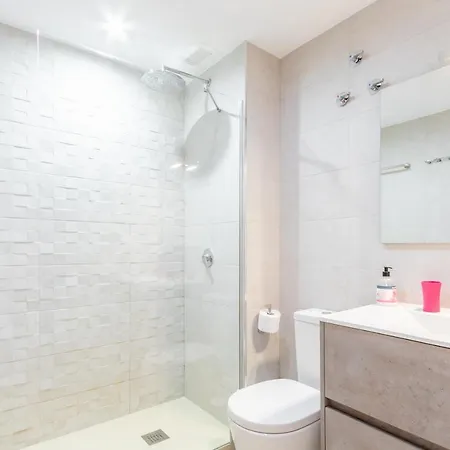 Apartamento Buraux , Con Vistas Al Mar & Parking En El Corazon Del Casco Viejo De *