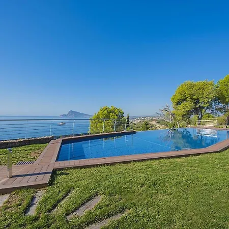 Villa Villa Campomanes - Plusholidays *