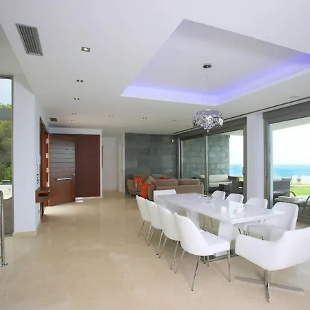 Villa Campomanes - Plusholidays