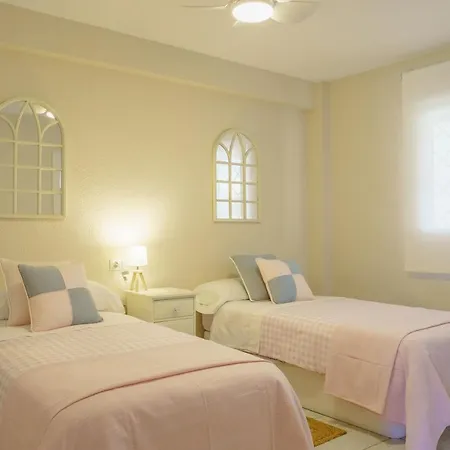 Club Nautico Playa Apartment *