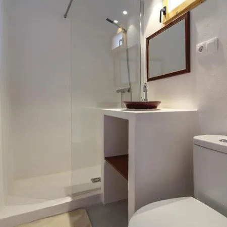 Amazing In With Kitchen Apartment *