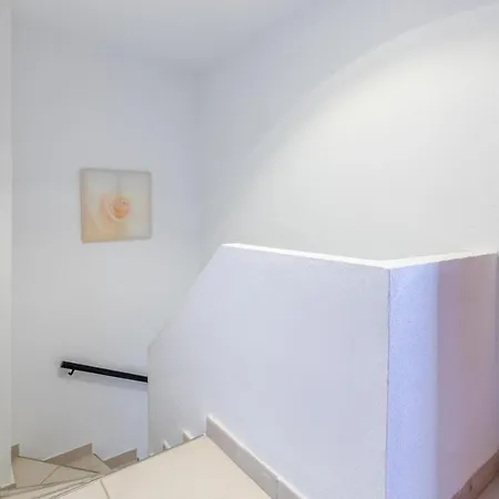 Quality Duplex-home